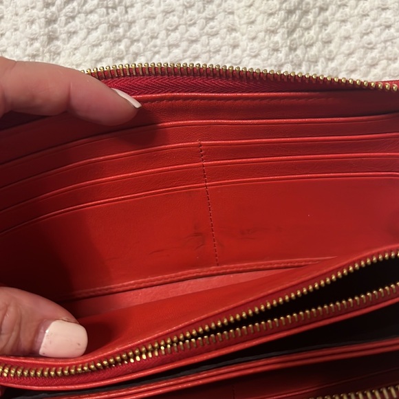 Prada red wallet - Picture 5 of 8